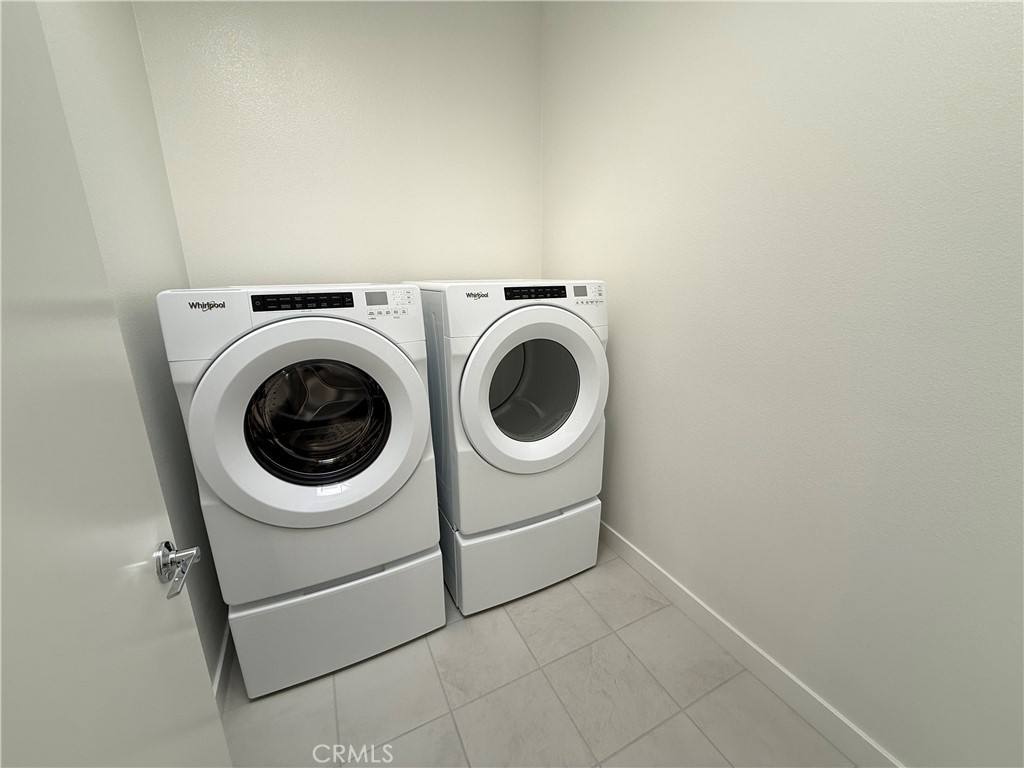 693 S Lyon St #693, Santa Ana, CA 92705 - Apartment for Rent - Image 4