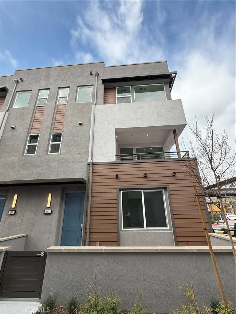 693 S Lyon St #693, Santa Ana, CA 92705 - Apartment for Rent - Image 8
