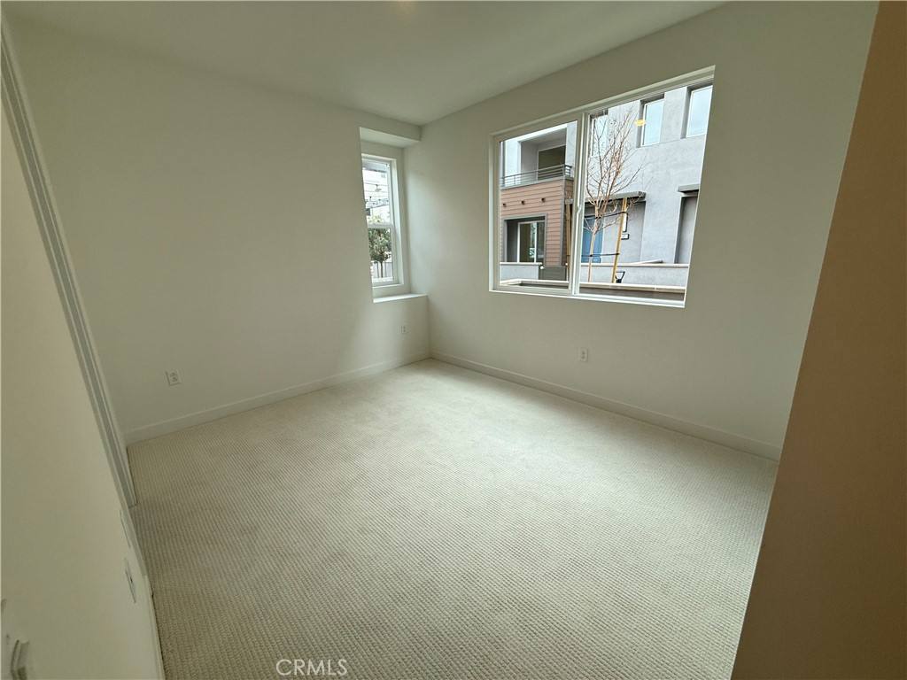 693 S Lyon St #693, Santa Ana, CA 92705 - Apartment for Rent - Image 6