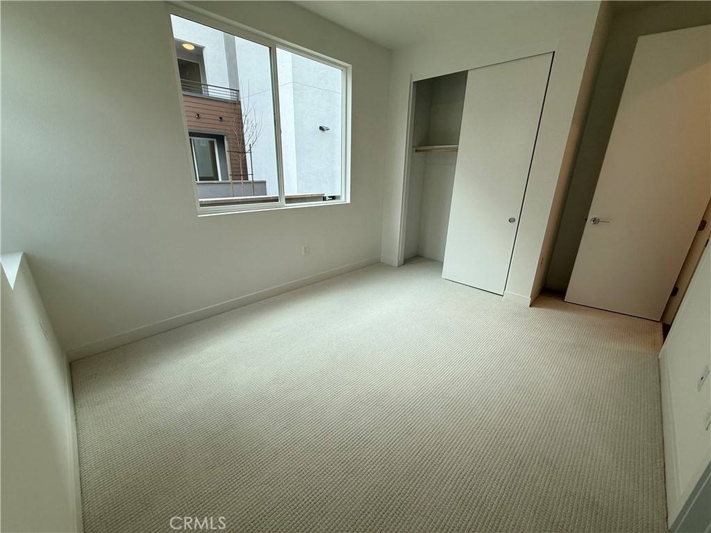 693 S Lyon St #693, Santa Ana, CA 92705 - Apartment for Rent - Image 1