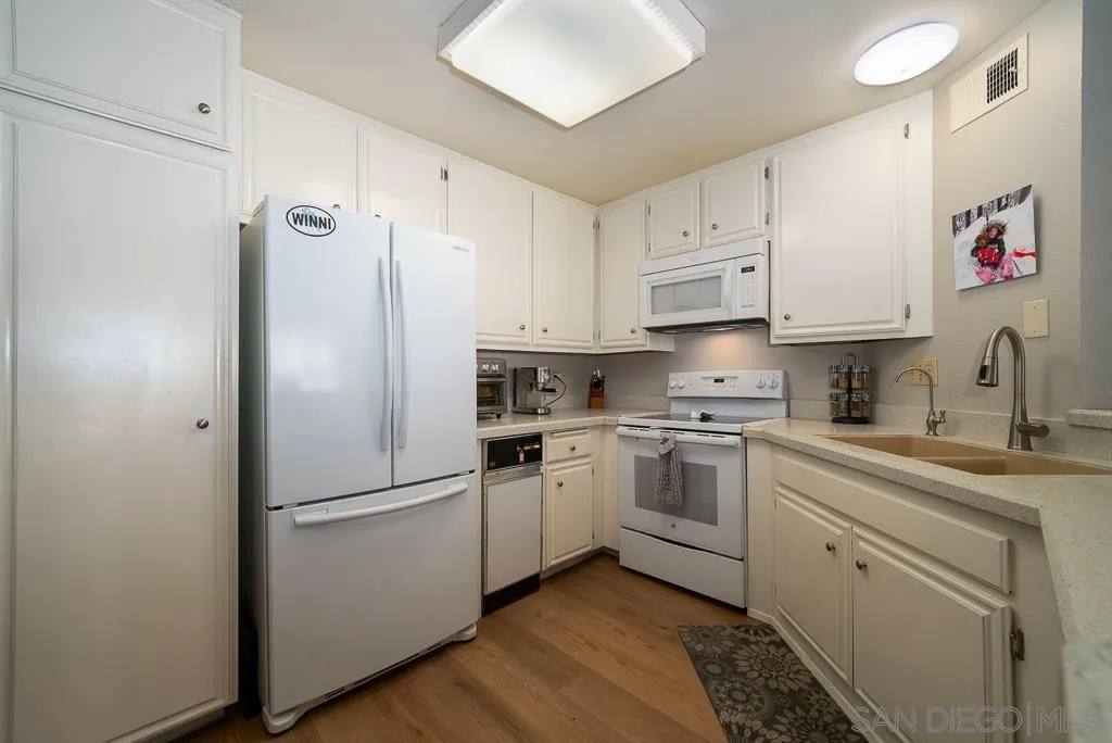 Condo for rent at 17617 Pomerado Rd #215, San Diego, CA 92128