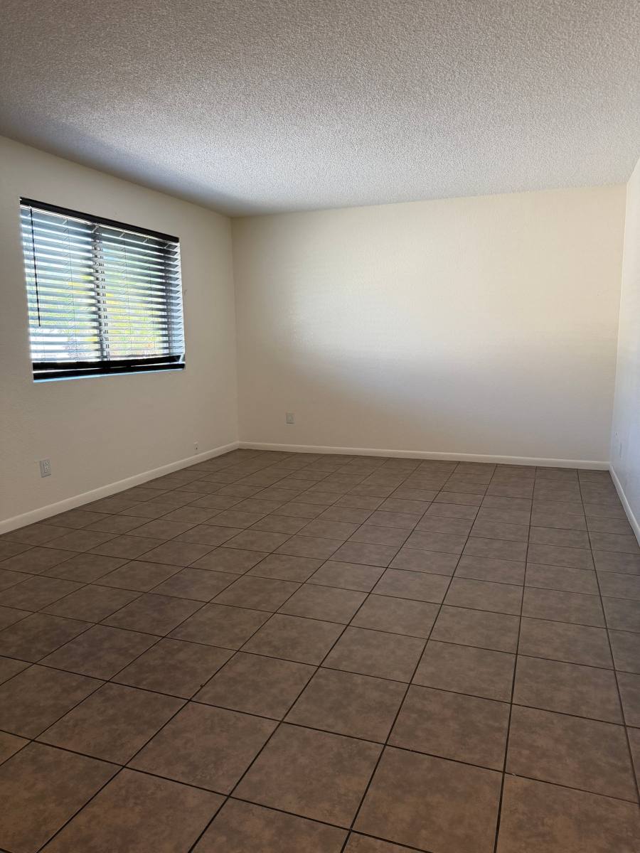 Apartment for rent at 1420 E Brown St, Phoenix, AZ 85020