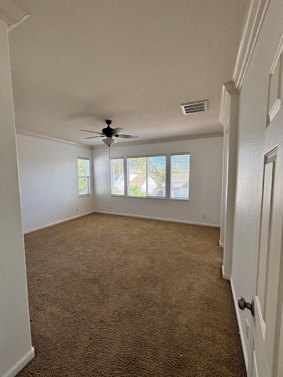 House for rent at 1247 Jewel Flower Dr, Patterson, CA 95363