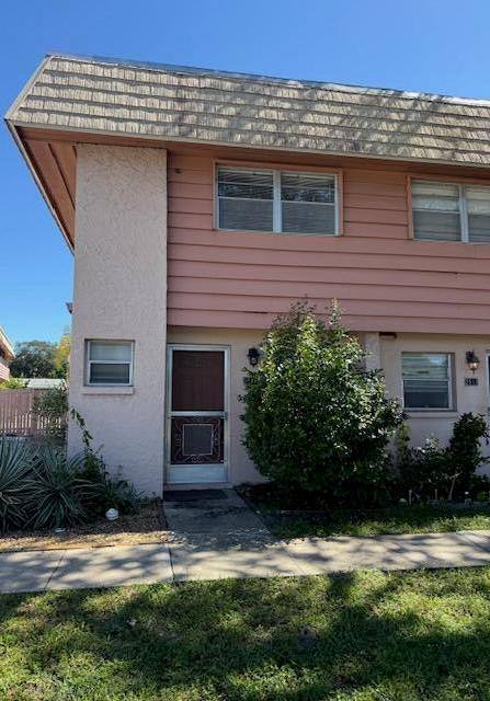 Townhouse for rent at 2511 Country Club Dr, Titusville, FL 32780