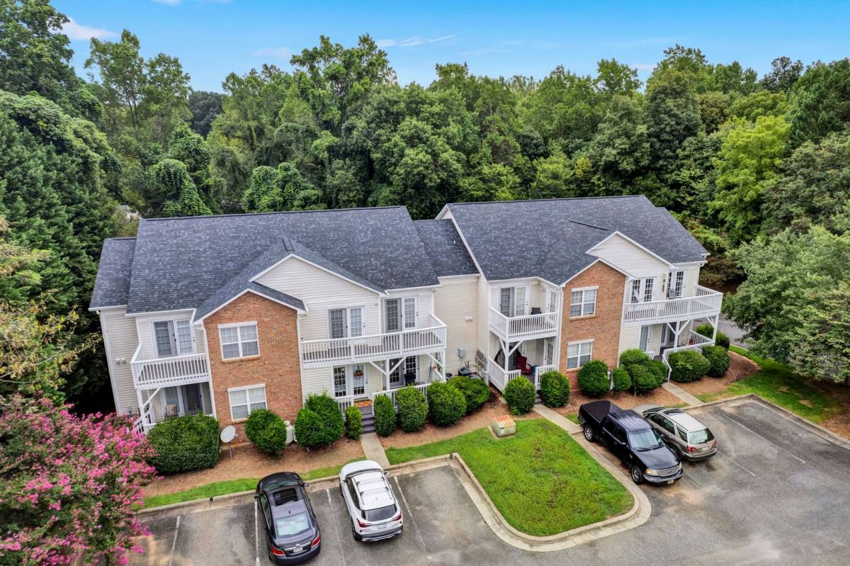 Condo for rent at 1518 Union Rd, Gastonia, NC 28054