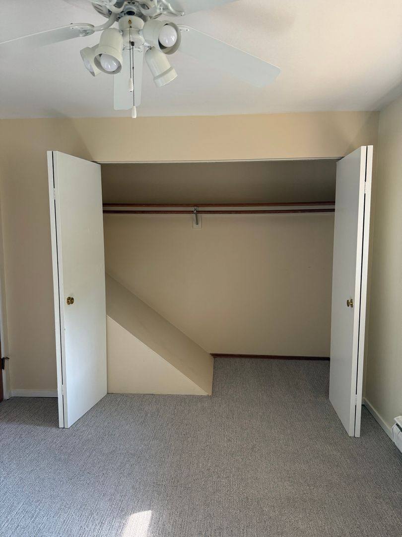 Townhouse for rent at 3615 - 3621 NE, Seattle, WA 98115