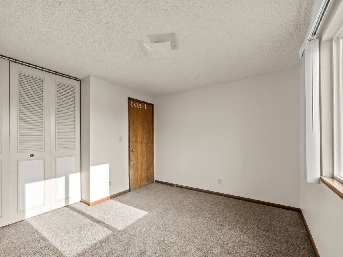 Apartment for rent at 301 Jefferson Ave, La Grande, OR 97850