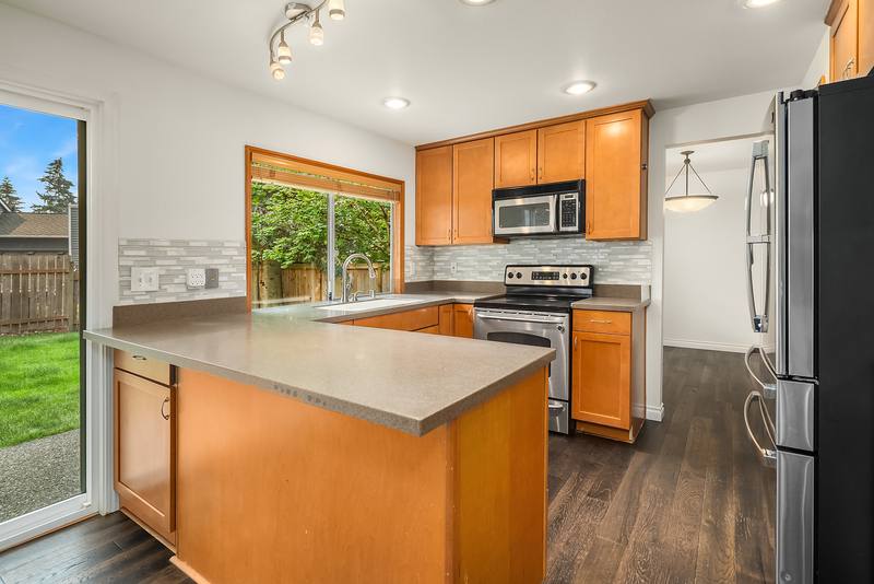 House for rent at 24105 SE 42nd St, Issaquah, WA 98029