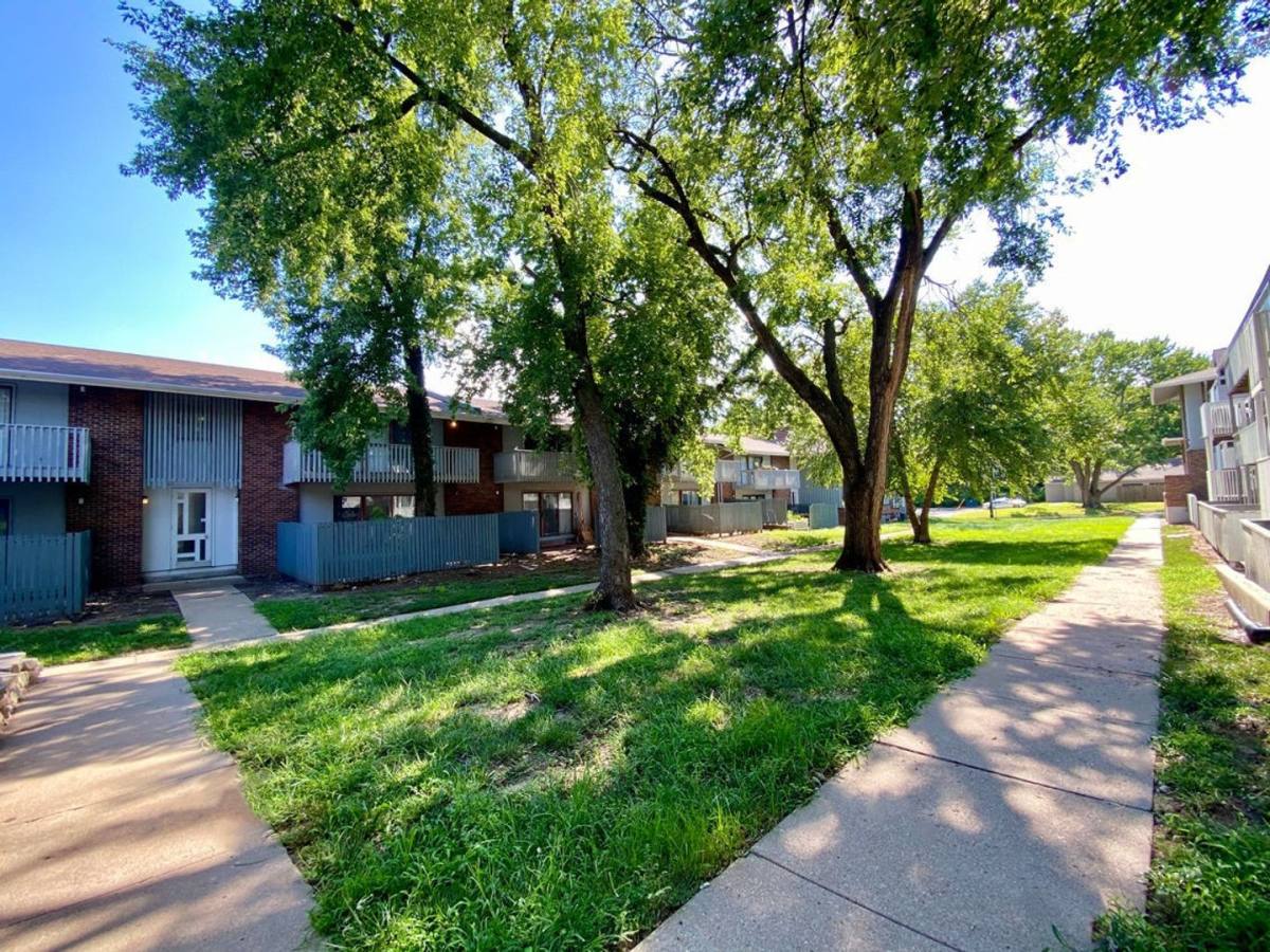 Apartment for rent at 1430 McCain Lane, Manhattan, KS 66502