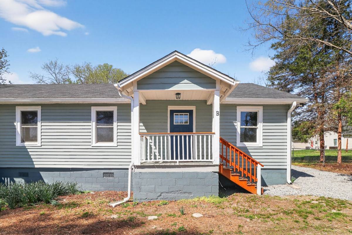 House for rent at 510 S 12th St, Bessemer City, NC 28016