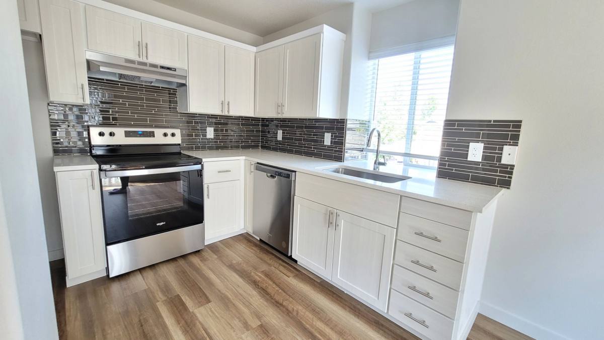 Apartment for rent at 17366 NE Halsey St, Portland, OR 97230