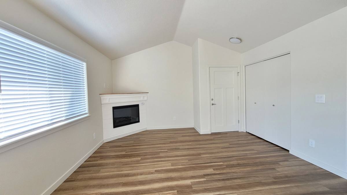 Apartment for rent at 17366 NE Halsey St, Portland, OR 97230