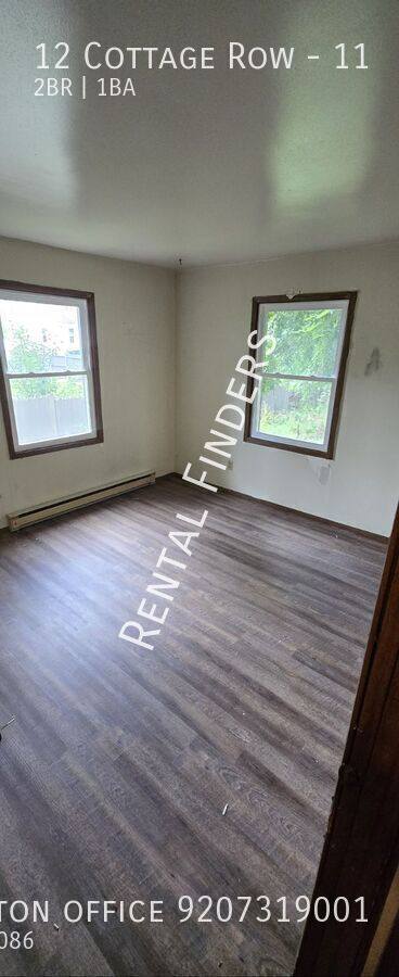 Apartment for rent at 12 Cottage Row #11, Marinette, WI 54143