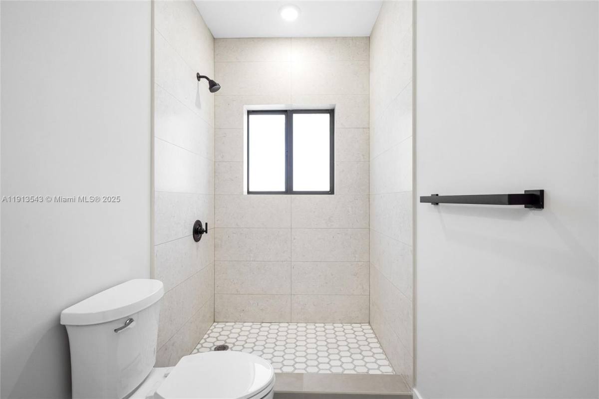 Apartment for rent at 4313 E 8th Court #4313B, Hialeah, FL 33013