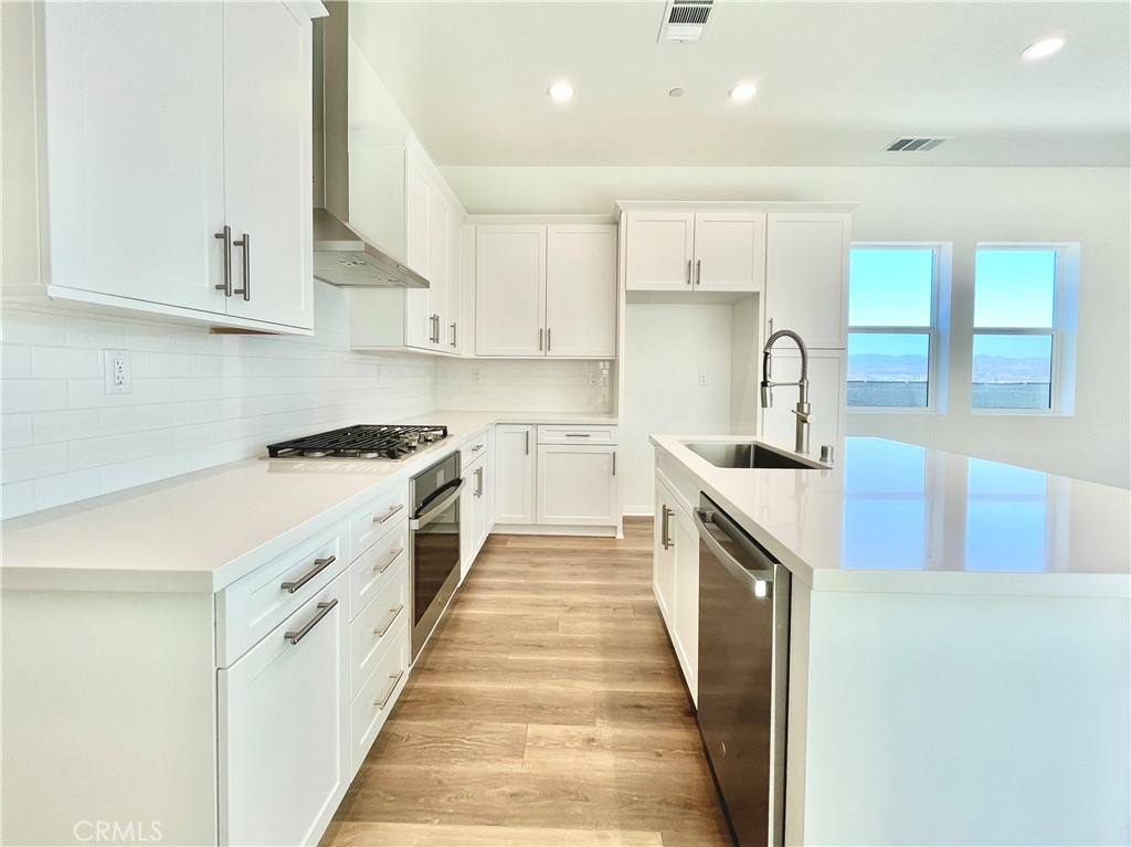 Apartment for rent at 27391 Powder Ridge Court, Stevenson Ranch, CA 91381