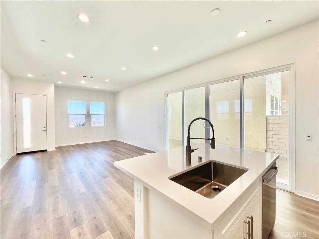 Apartment for rent at 27391 Powder Ridge Court, Stevenson Ranch, CA 91381