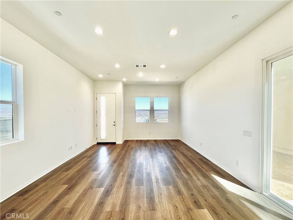 Apartment for rent at 27391 Powder Ridge Court, Stevenson Ranch, CA 91381