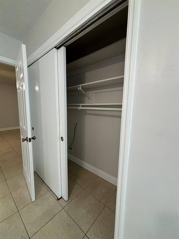 Apartment for rent at 1713 N Dixie Highway 1713-3, Fort Lauderdale, FL 33305