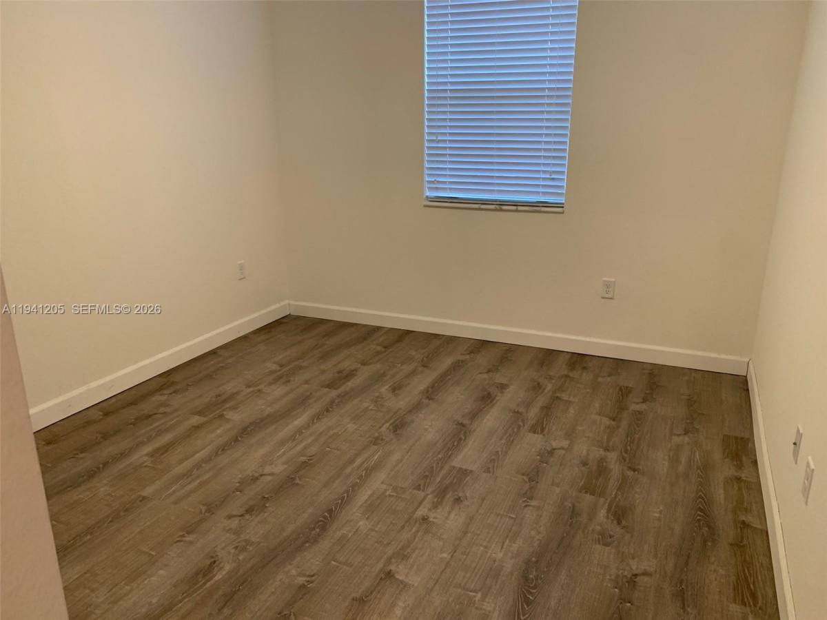 Townhouse for rent at 1271 SE 27th St, Homestead, FL 33035