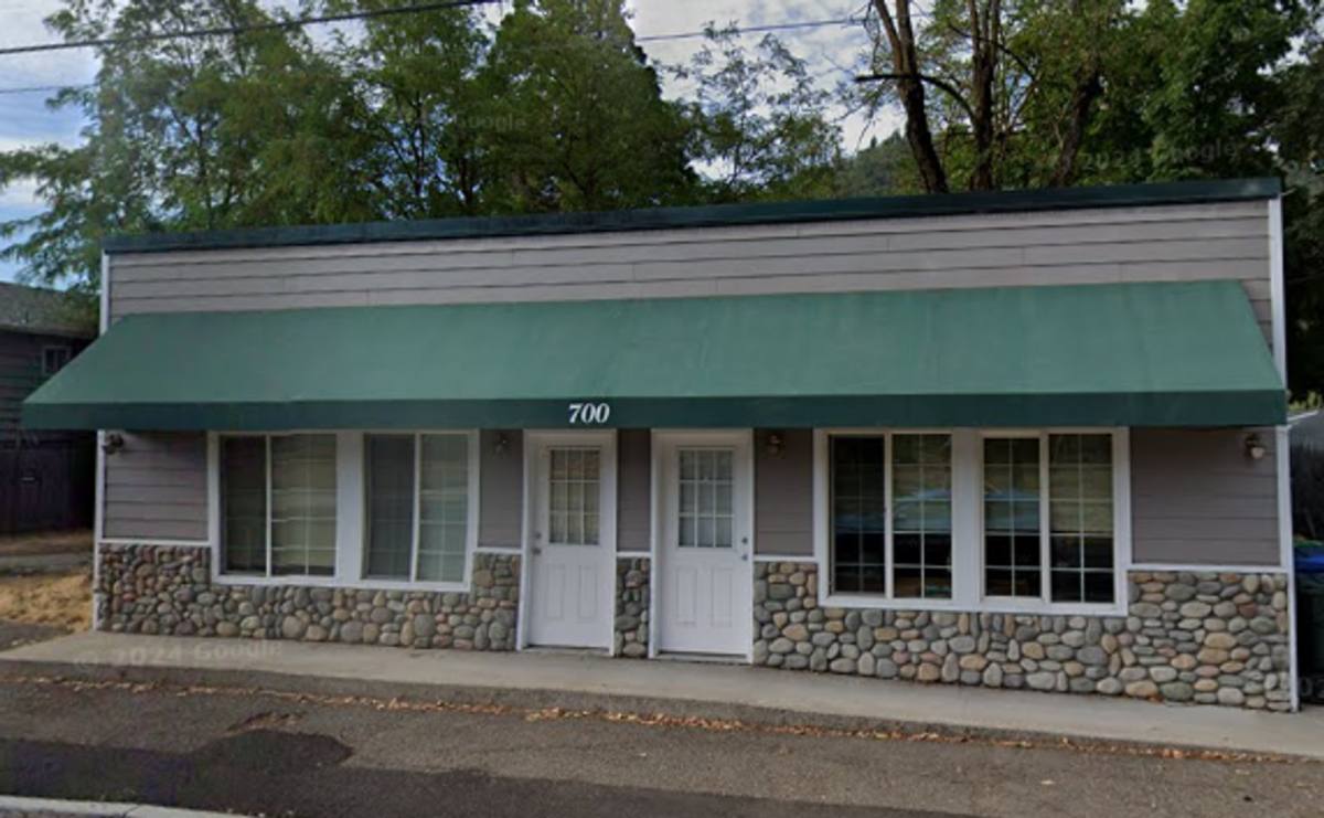 Apartment for rent at 700 2nd Ave, Gold Hill, OR 97525