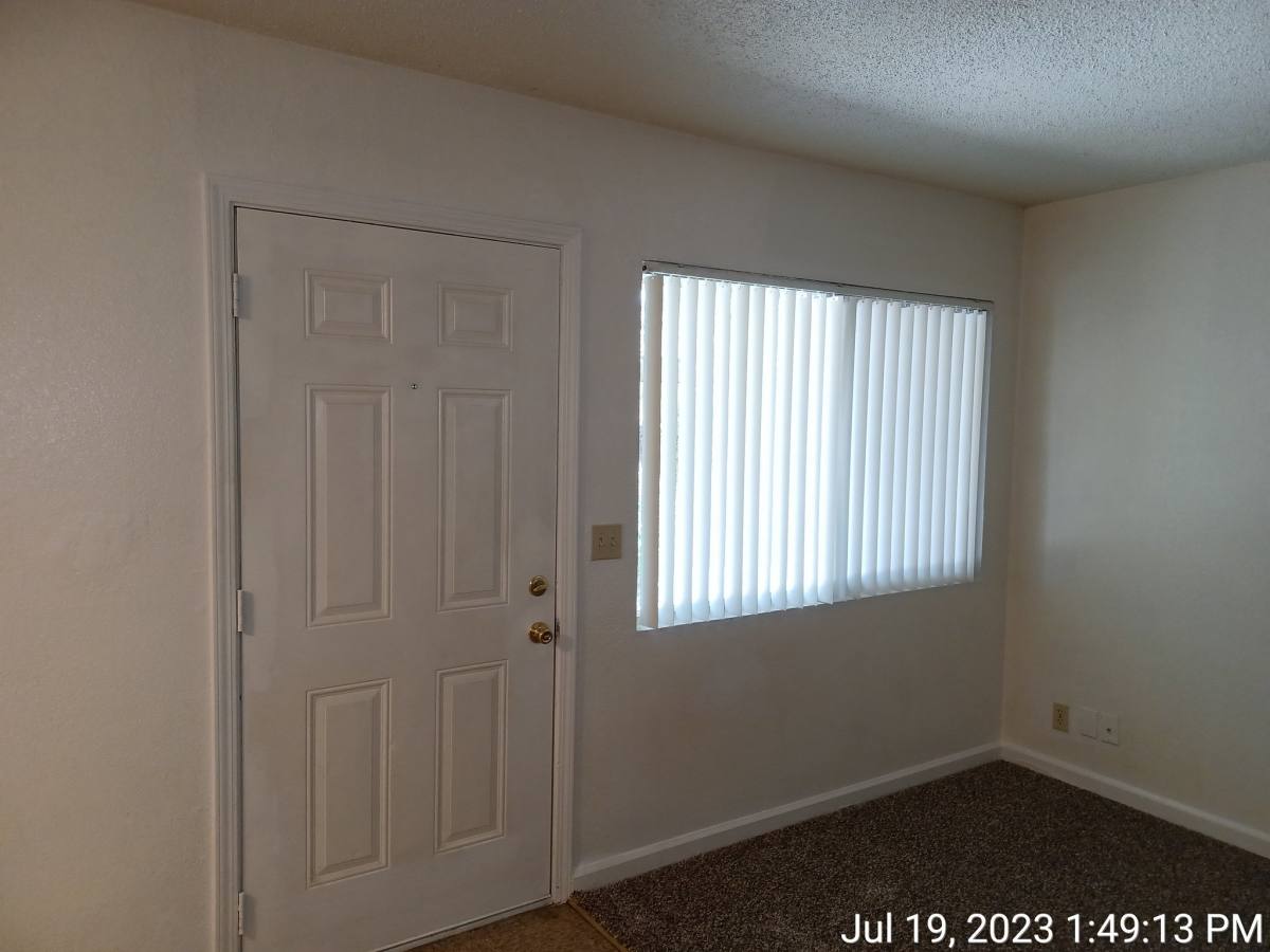 Apartment for rent at 224 W Dakota, Ave #B, Fresno, CA 93705