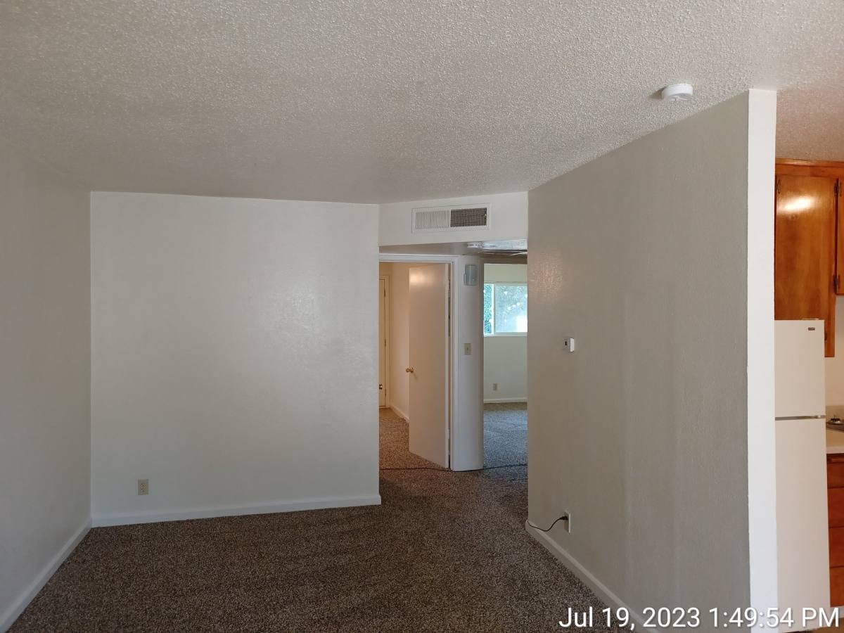 Apartment for rent at 224 W Dakota, Ave #B, Fresno, CA 93705