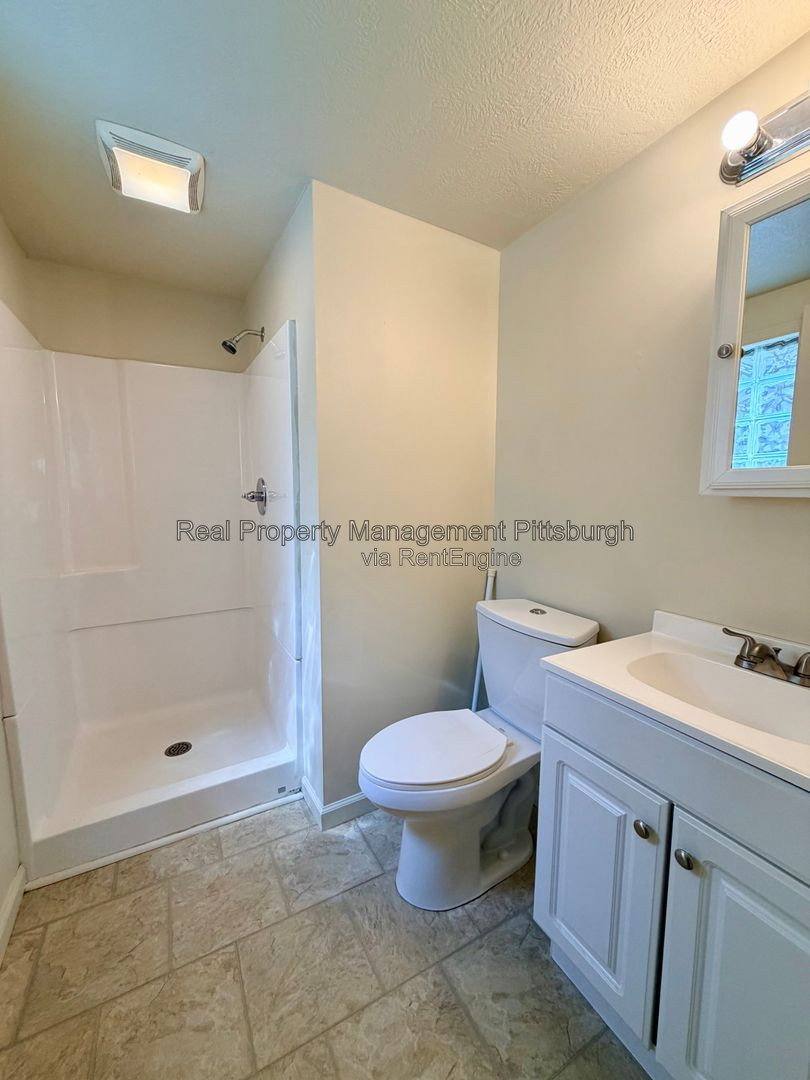 House for rent at 1927 Fox Way, Pittsburgh, PA 15203