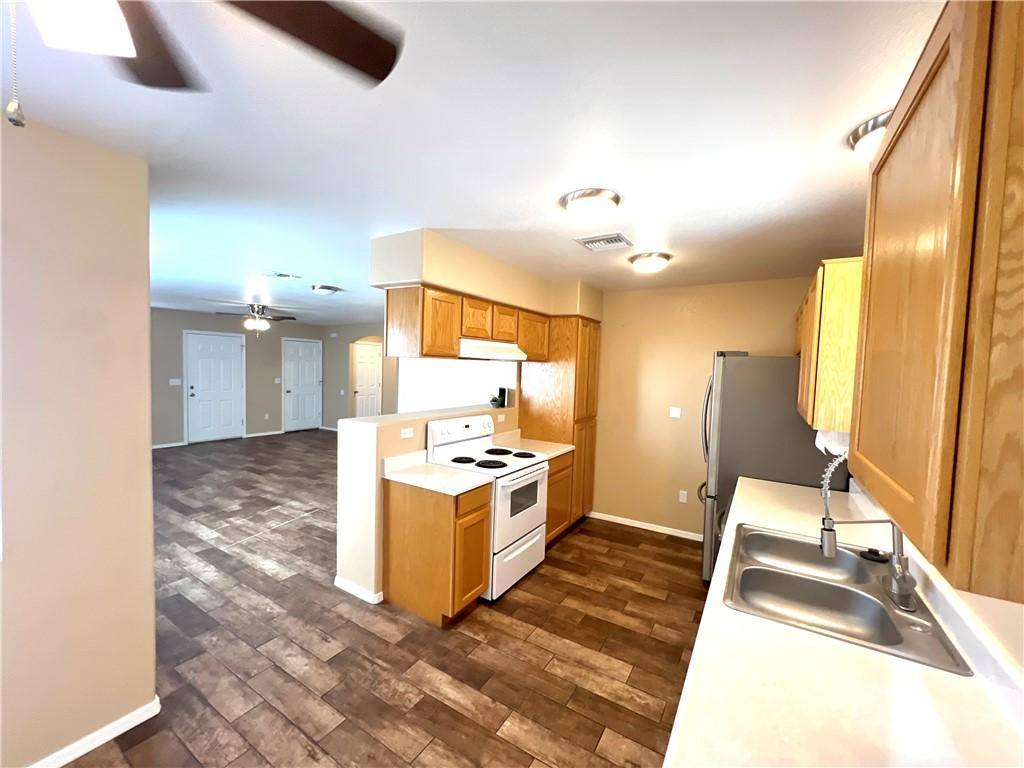 House for rent at 848 Roadrunner Dr, Bullhead City, AZ 86442