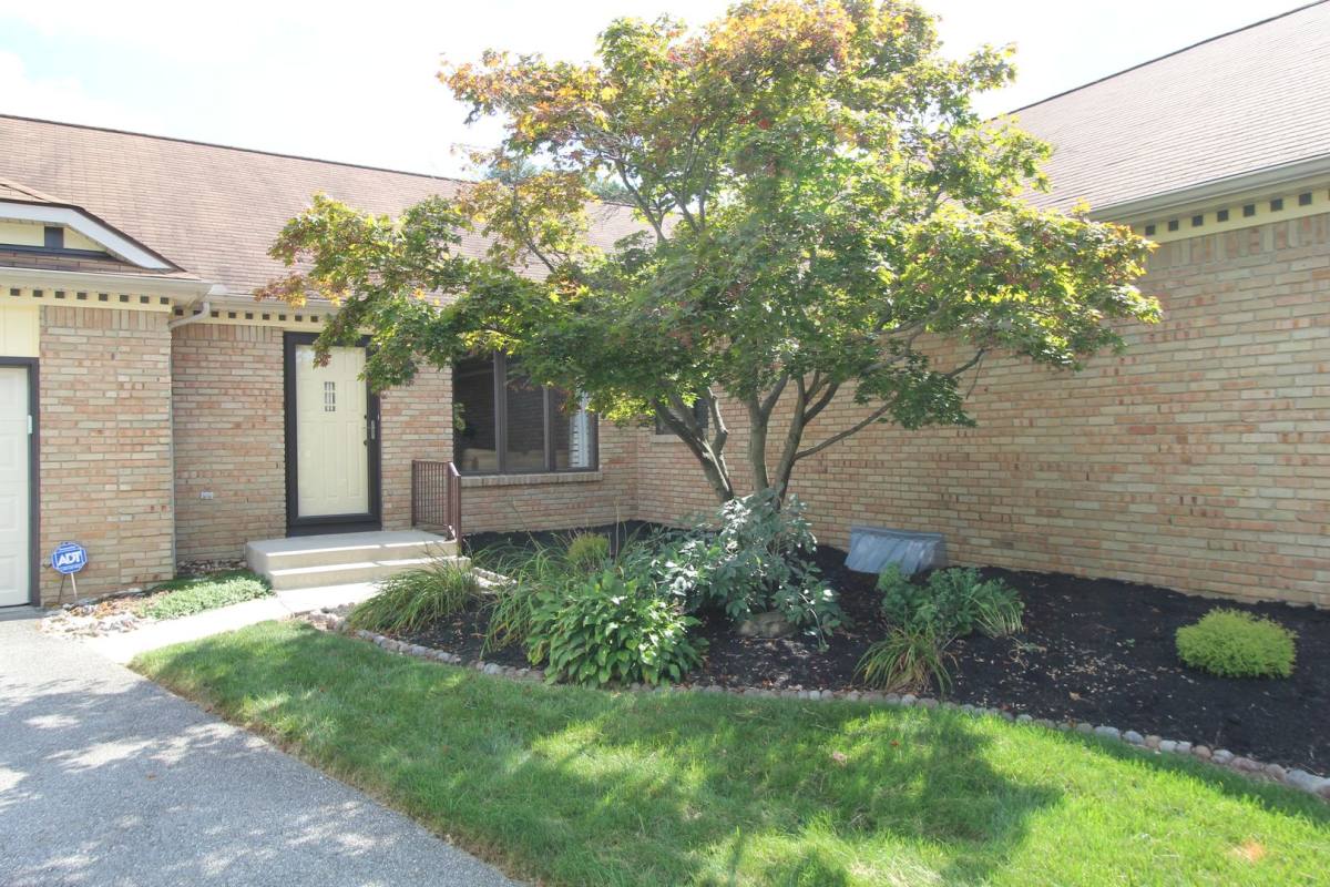 Apartment for rent at 1959-1961 Bayswater Dr, Columbus, OH 43235