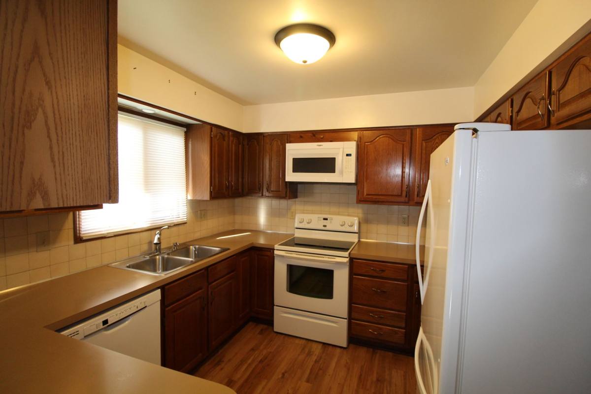 Apartment for rent at 1959-1961 Bayswater Dr, Columbus, OH 43235