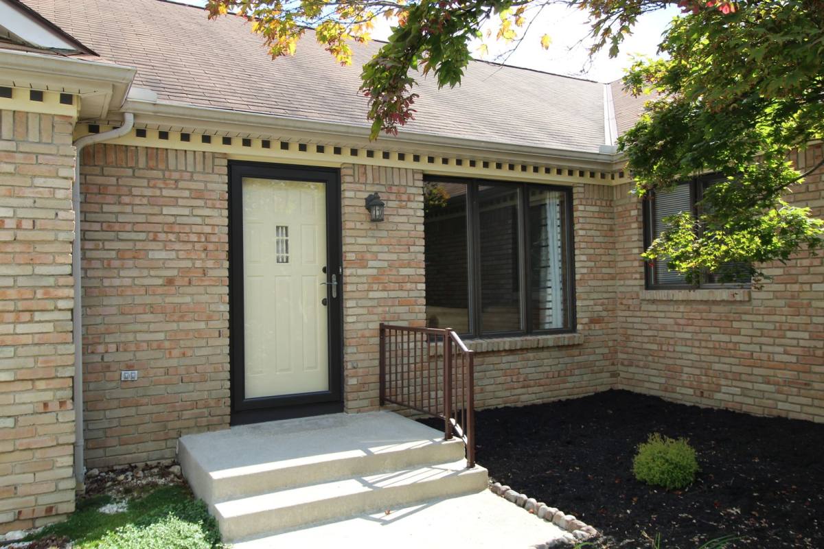 Apartment for rent at 1959-1961 Bayswater Dr, Columbus, OH 43235