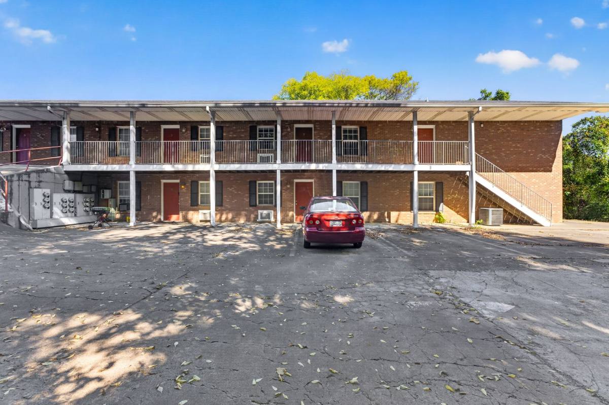 Townhouse for rent at 765 Robb Ave, Clarksville, TN 37040