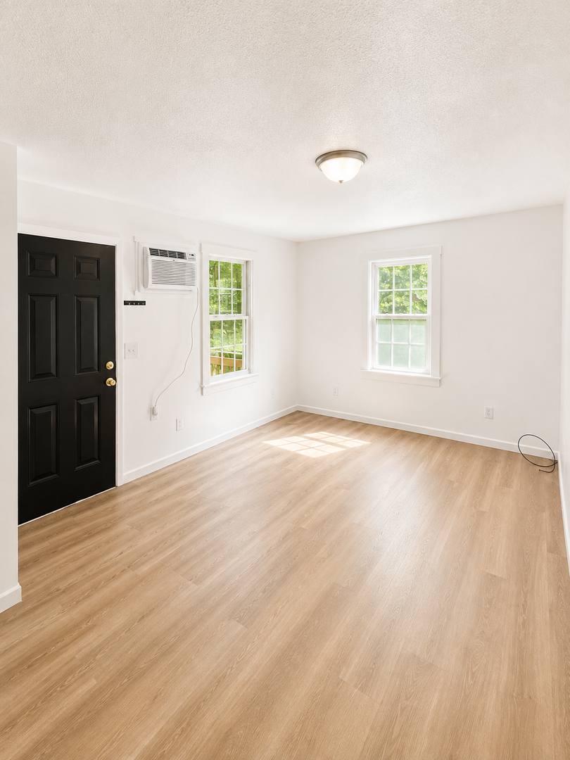 Apartment for rent at 121 Belmont St, Collinsville, VA 24078