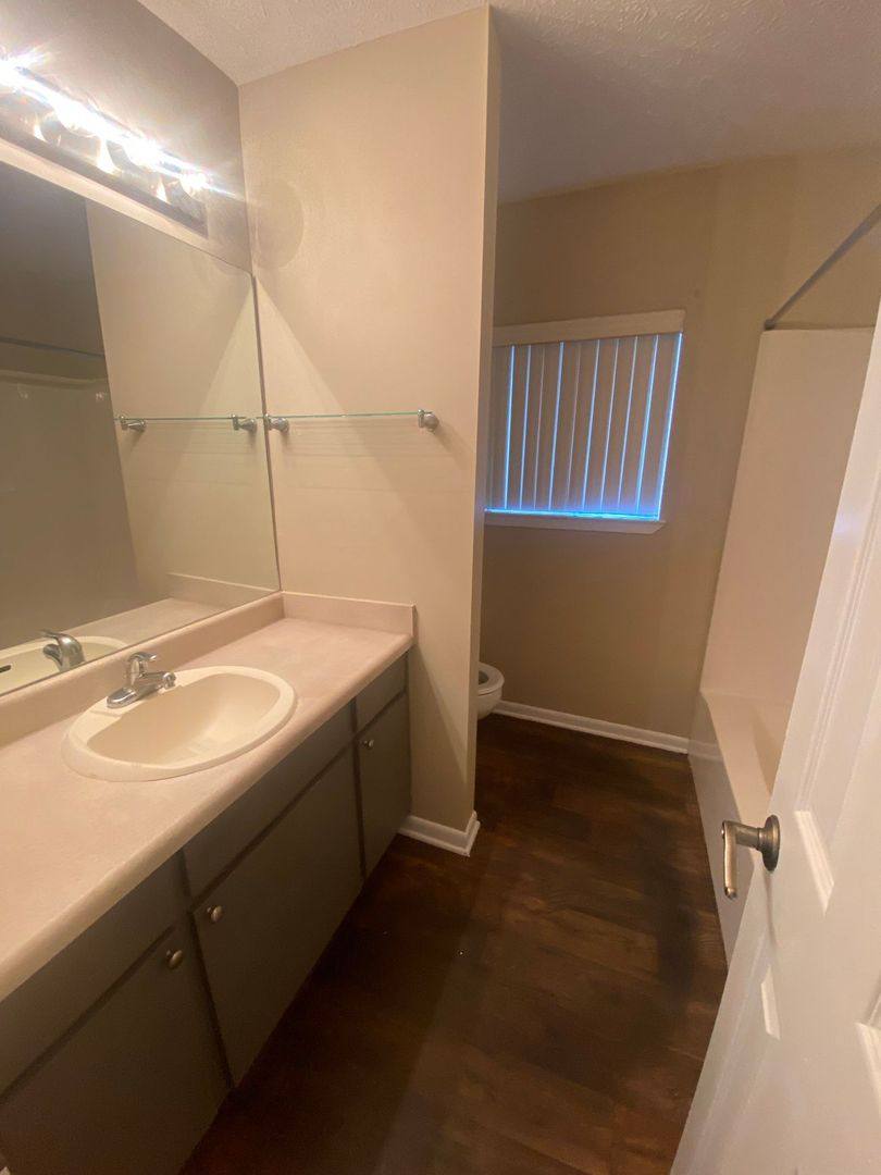 Townhouse for rent at 521 E 5th Court, Panama City, FL 32401