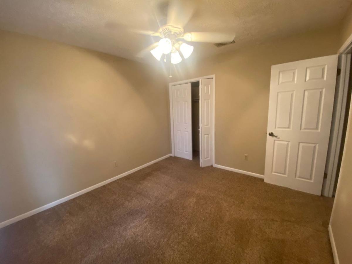 Townhouse for rent at 521 E 5th Court, Panama City, FL 32401