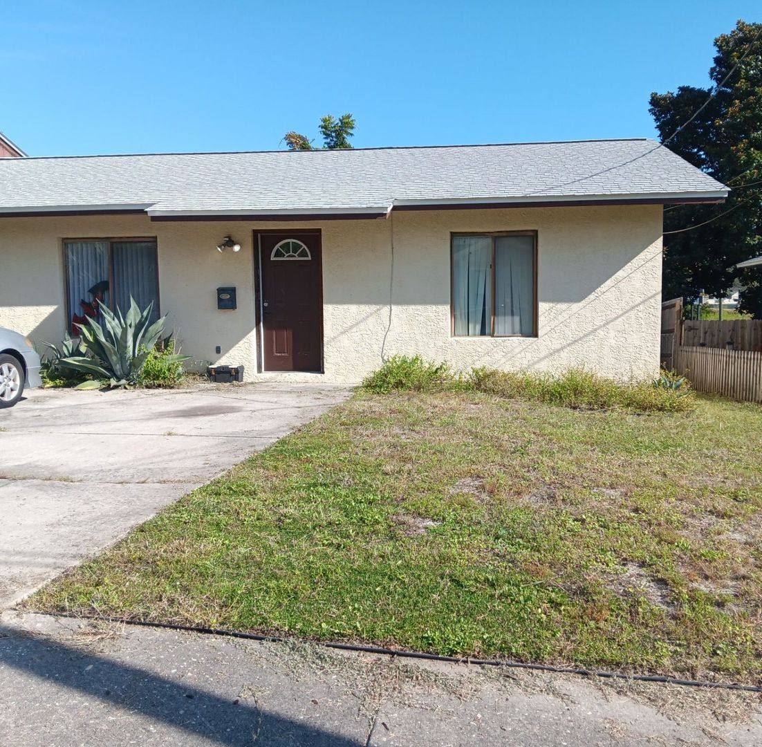 Townhouse for rent at 521 E 5th Court, Panama City, FL 32401