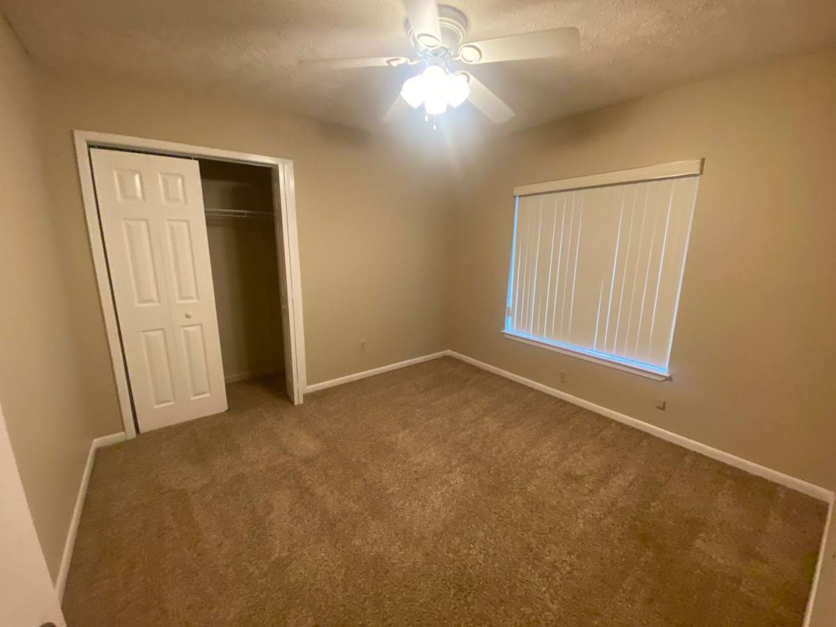 Townhouse for rent at 521 E 5th Court, Panama City, FL 32401