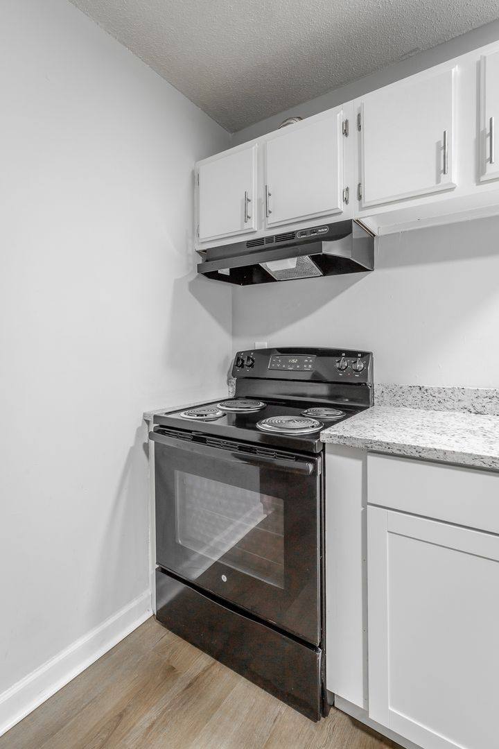 Townhouse for rent at 4499 Delashmitt Rd, Hixson, TN 37343
