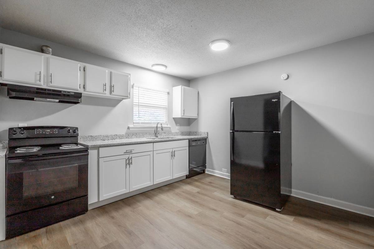 Townhouse for rent at 4499 Delashmitt Rd, Hixson, TN 37343