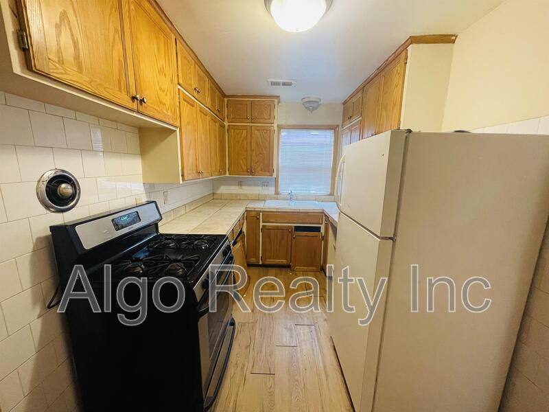 Apartment for rent at 2419 Plymouth Ave N #102, Minneapolis, MN 55411