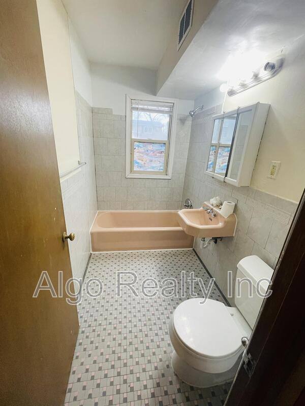 Apartment for rent at 2419 Plymouth Ave N #102, Minneapolis, MN 55411