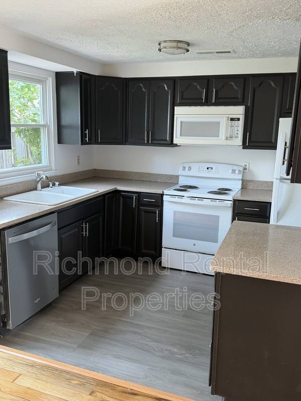 Townhouse for rent at 4968 Finnegan Court, Henrico, VA 23228