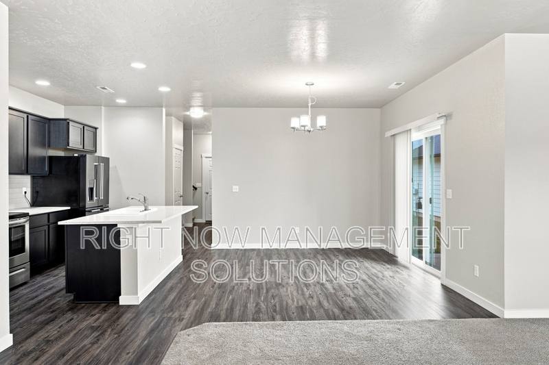 House for rent at 10043 W Campville St, Boise, ID 83709