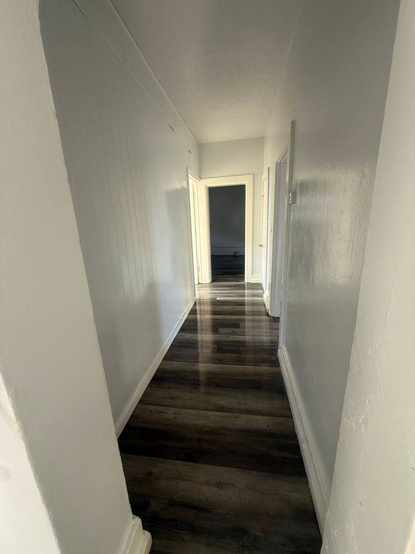 Apartment for rent at 64 Poplar Ave, Newark, OH 43055
