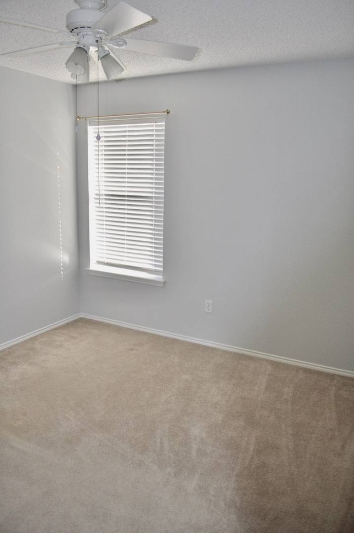 House for rent at 229 Lancelot Dr, Weatherford, TX 76086