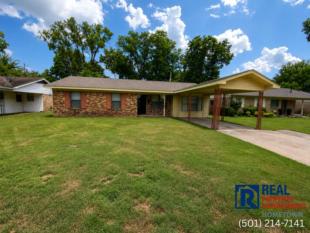 House for rent at 6522 Farmstead Rd, North Little Rock, AR 72117