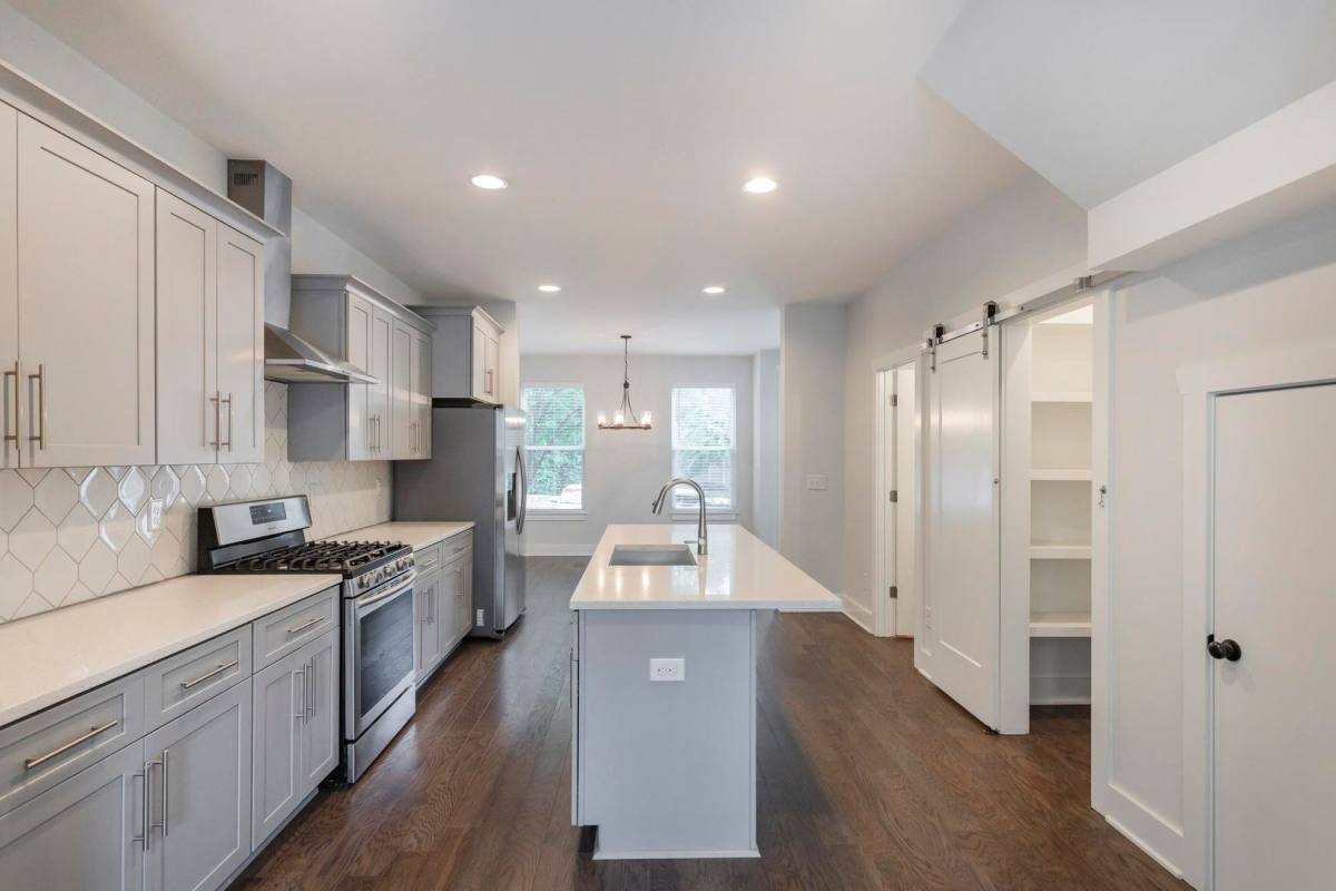Townhouse for rent at 708 Tral St, Nashville, TN 37208
