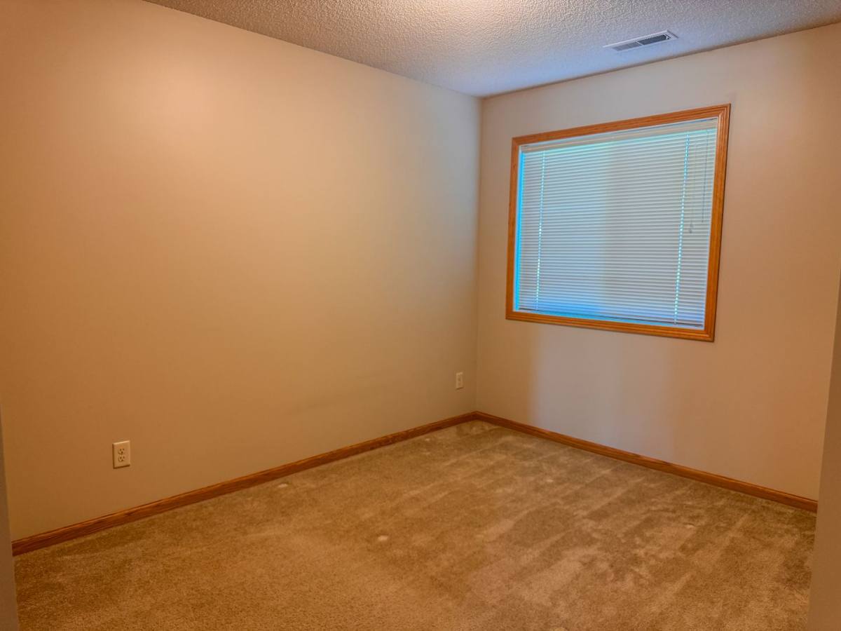 Townhouse for rent at 1611-A Gunston Dr, New Richmond, WI 54017