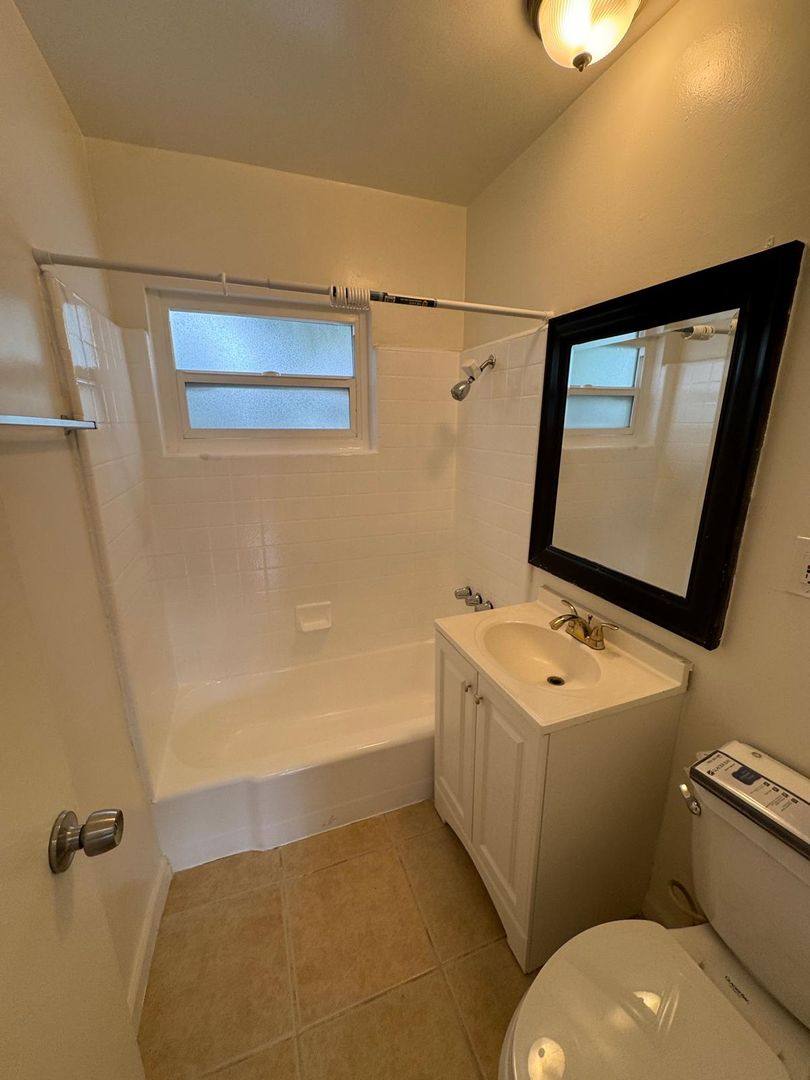 Apartment for rent at 3025 Perlita Ave, Los Angeles, CA 90039