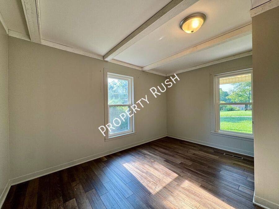 House for rent at 106 Champion Rd, Rossville, GA 30741